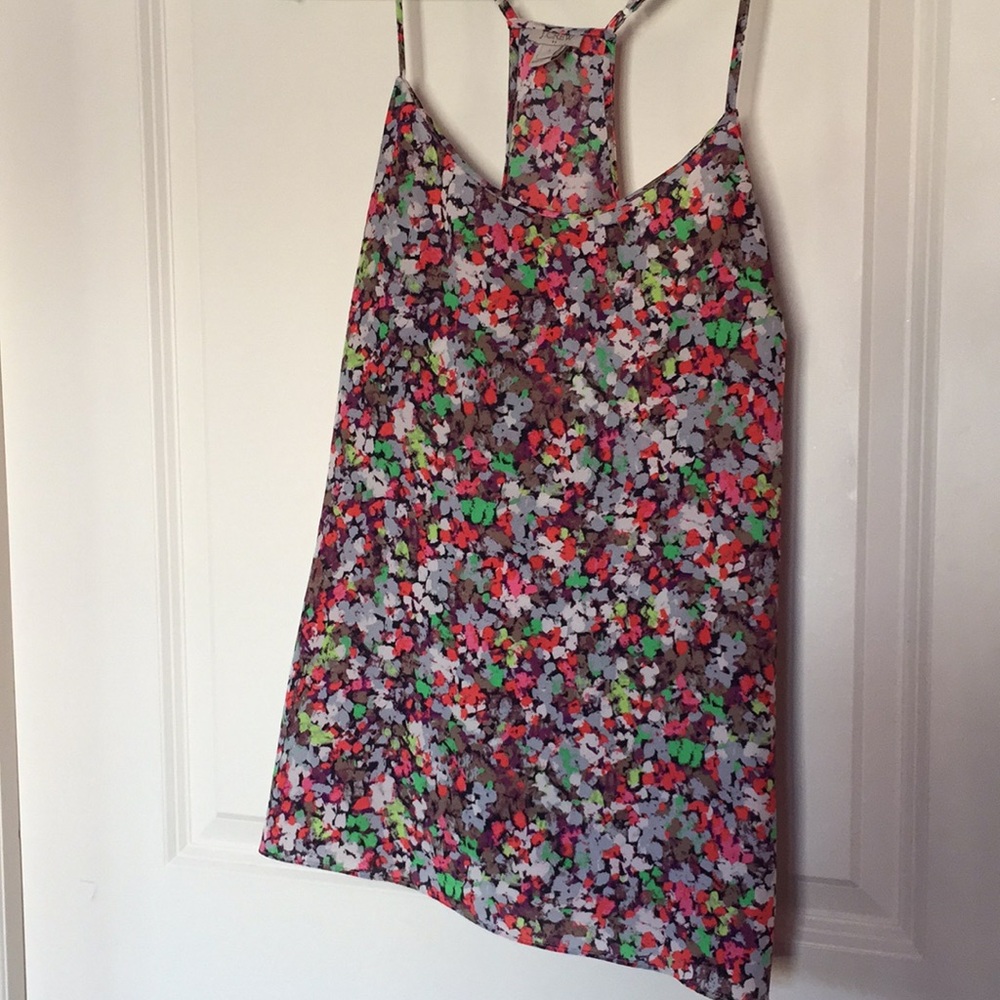 Pattern cross back